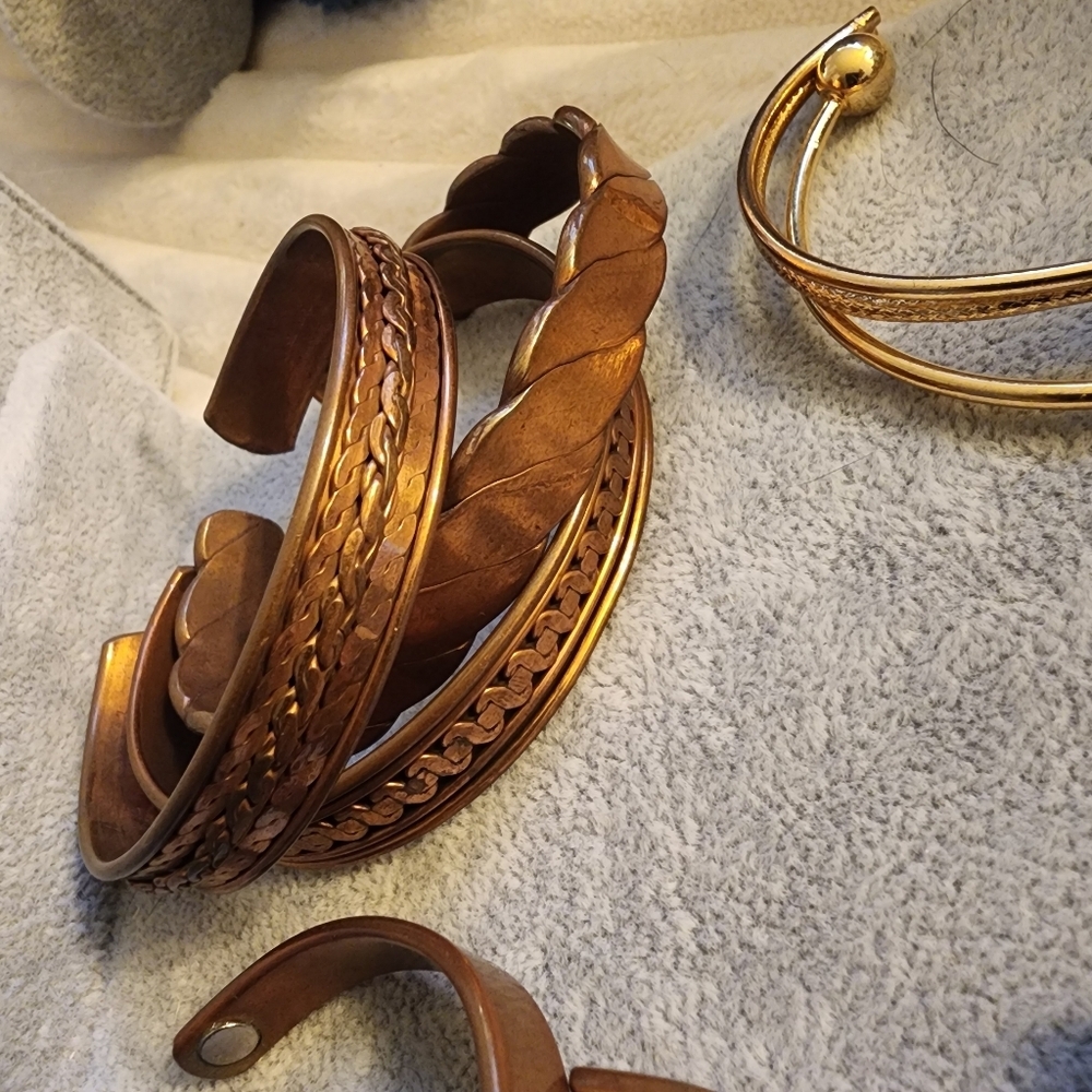 16 Cuff Bracelet Lot Vintage to Now Copper Costume Sarah Coventry Mary Kay Stack - Picture 3 of 16